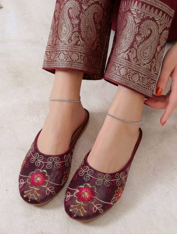 Baseri Women Flats