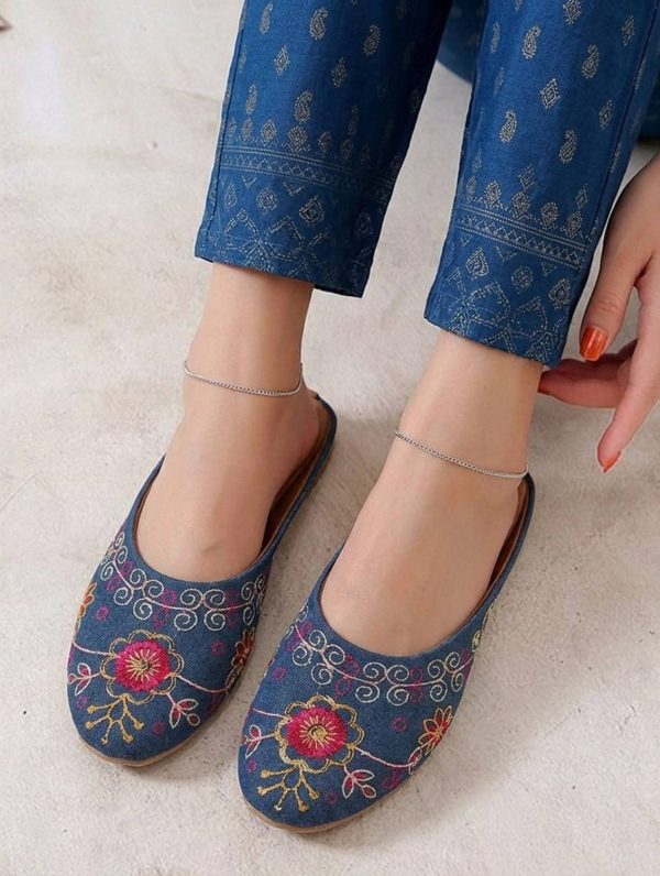 Baseri Women Flats