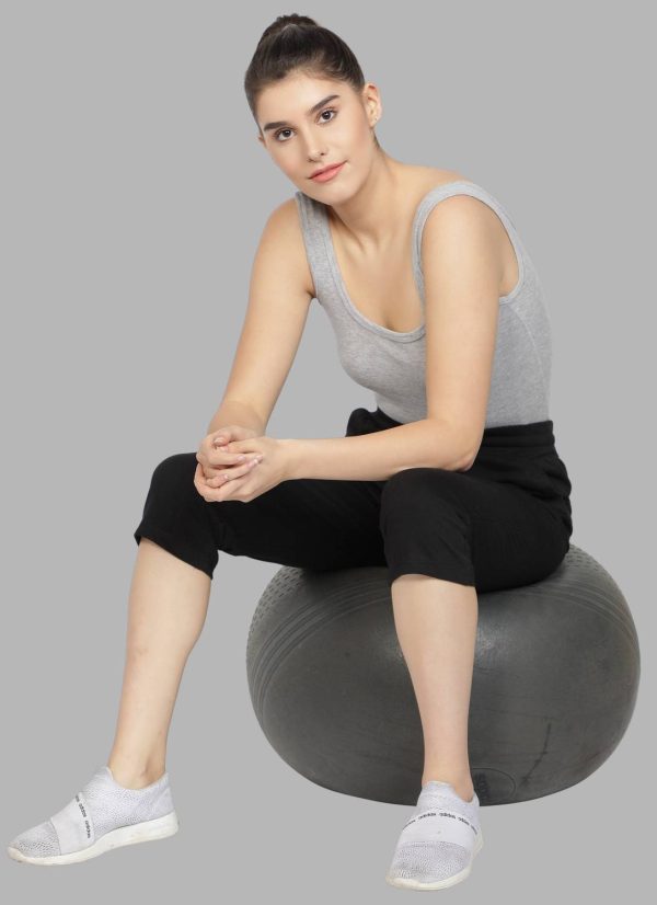 Club A9 Women Black Capri