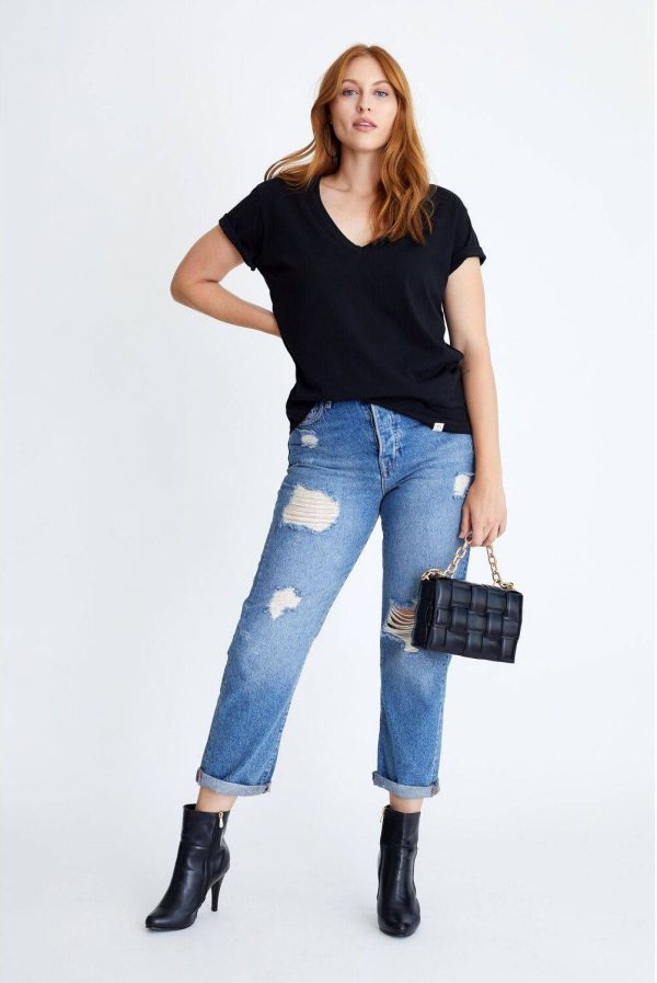 COLOR CAPITAL Solid Women V Neck Black T-Shirt