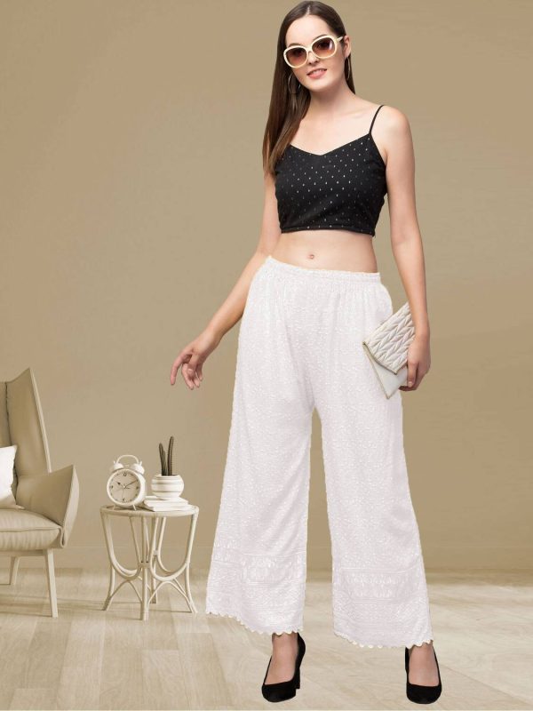 FamBee Relaxed Women White Trousers