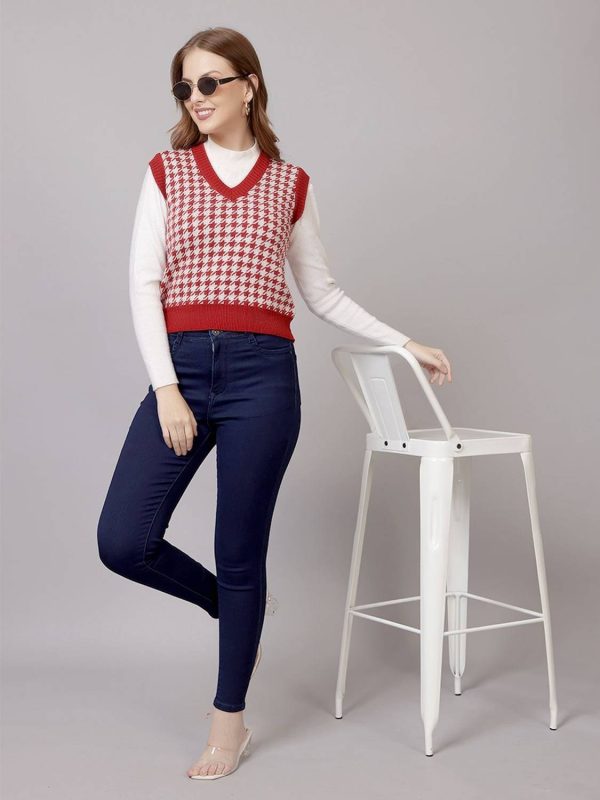 FEVERFEW Self Design V Neck Casual Women Red Sweater