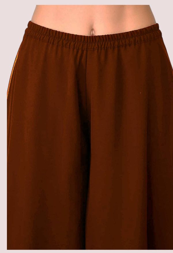 Kvish Relaxed Women Brown Trousers