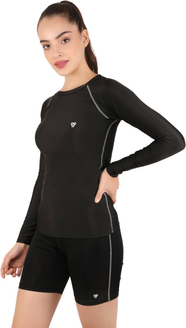 Kyk Solid Women Round Neck Black T-Shirt