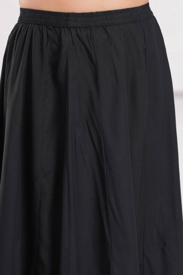 Maquien Solid Women Flared Black Skirt