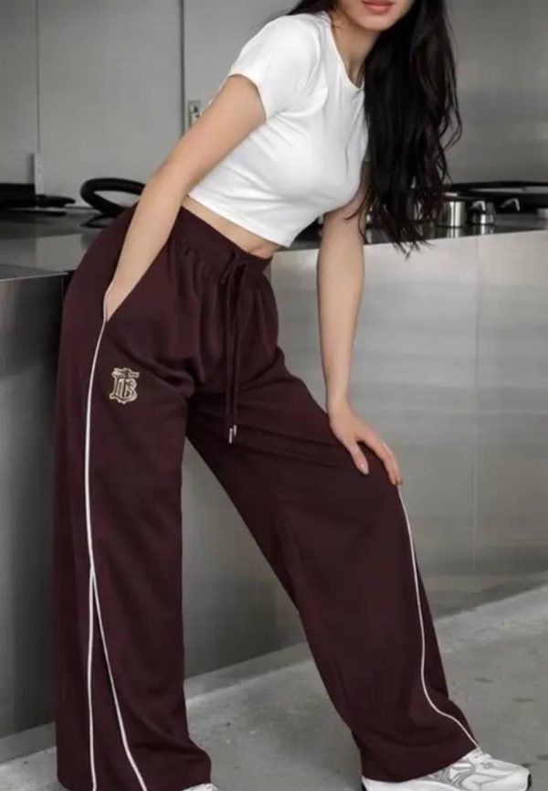 QUEES Printed Women Brown Track Pants