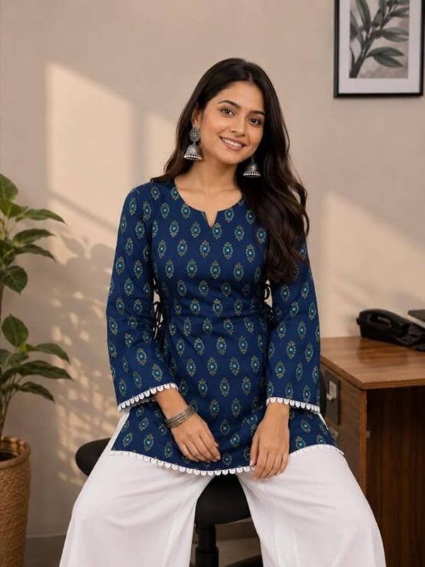 SACS-ELEVATE YOUR STYLE Women Printed Straight Kurta