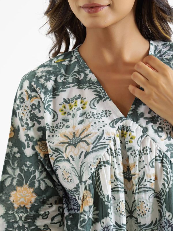 Sanskrutihomes Women Printed Green Night Suit Set
