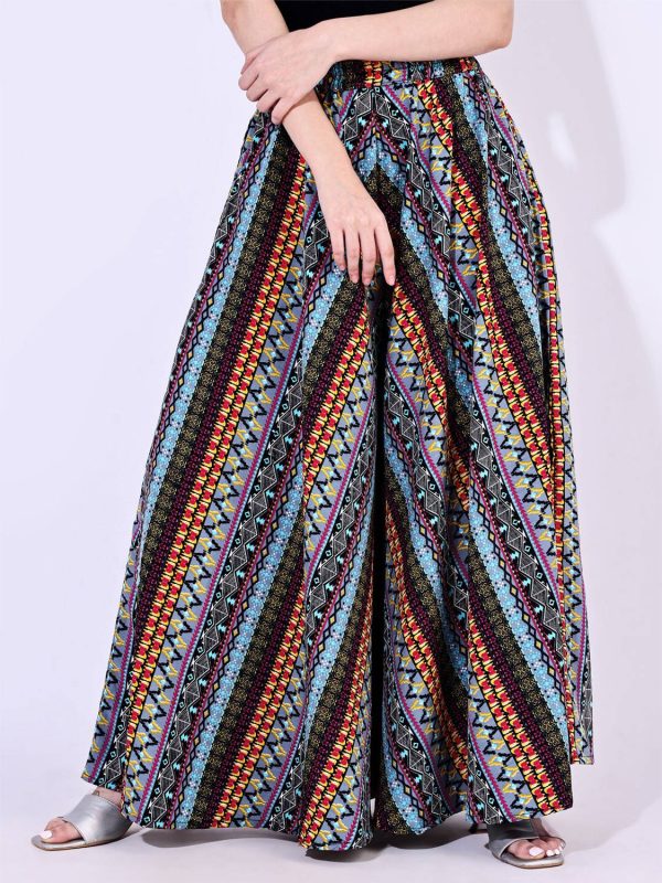 SCUBE DESIGNS Flared Women Multicolor Trousers