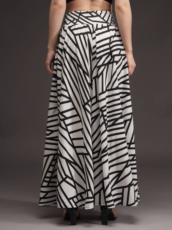 SCUBE DESIGNS Flared Women White Trousers