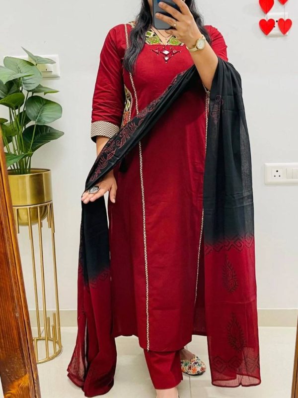 TRADITIONAL CREATIVE Embroidered Kurta, Trouser/Pant & Dupatta Set