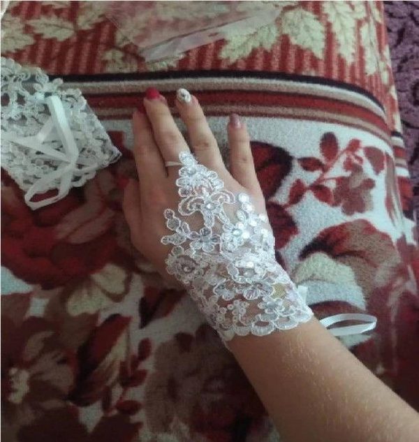 Unique bridal squence gloves Embroidered Evening Women Gloves