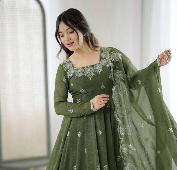 VARSHA CREATION Anarkali Gown